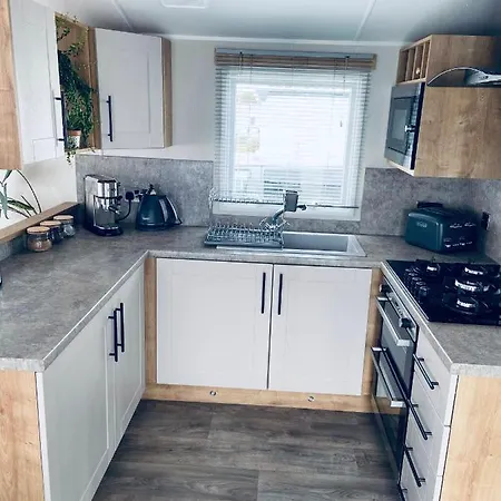 New Perran * New Quay